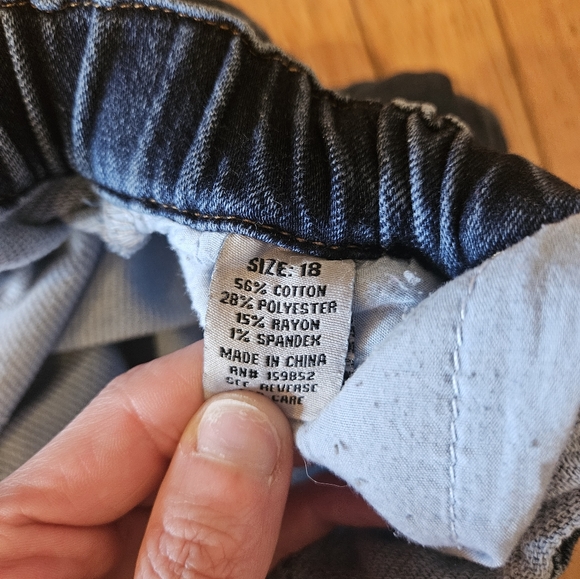 Womens Satin Doll Jean Shorts Size 18 - Picture 5 of 7